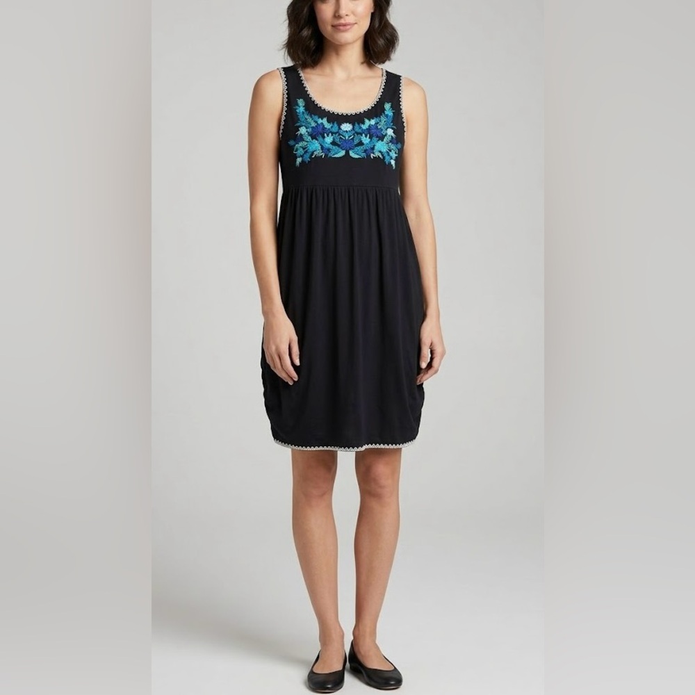 Chelsea & Theodore Navy Sleeveless Embroidered Shift Dress